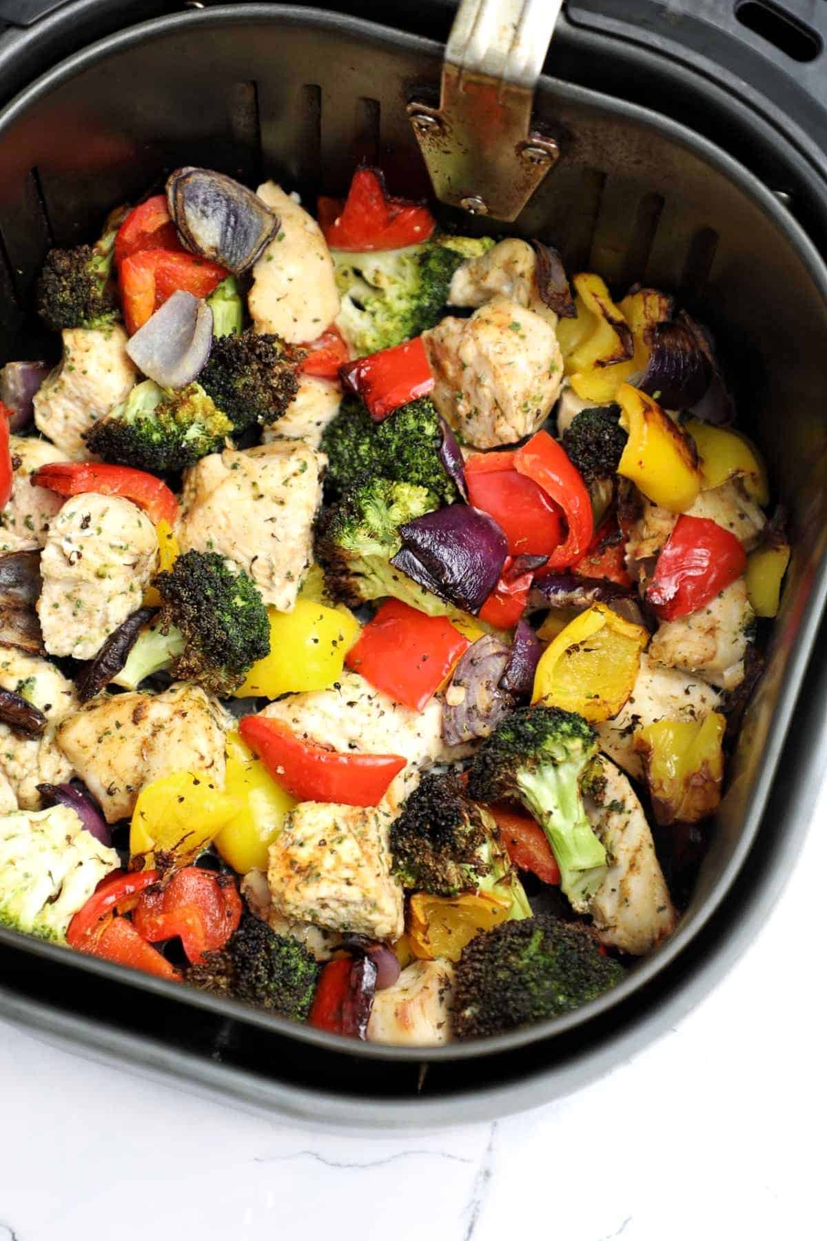 Air Fryer Chicken and Vegetables 